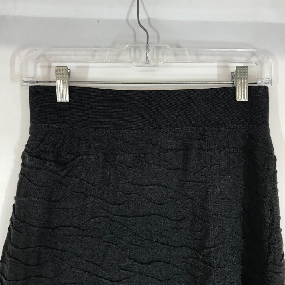 TOAD & CO - WOMEN'S XS -BLACK ELASTIC WAIST PULL-ON TEXTURED SKIRT - Picture 2 of 8